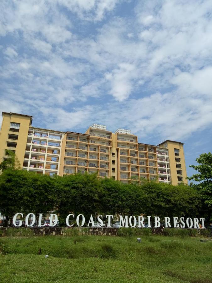 Gold Coast Morib Hotel Bagian luar foto